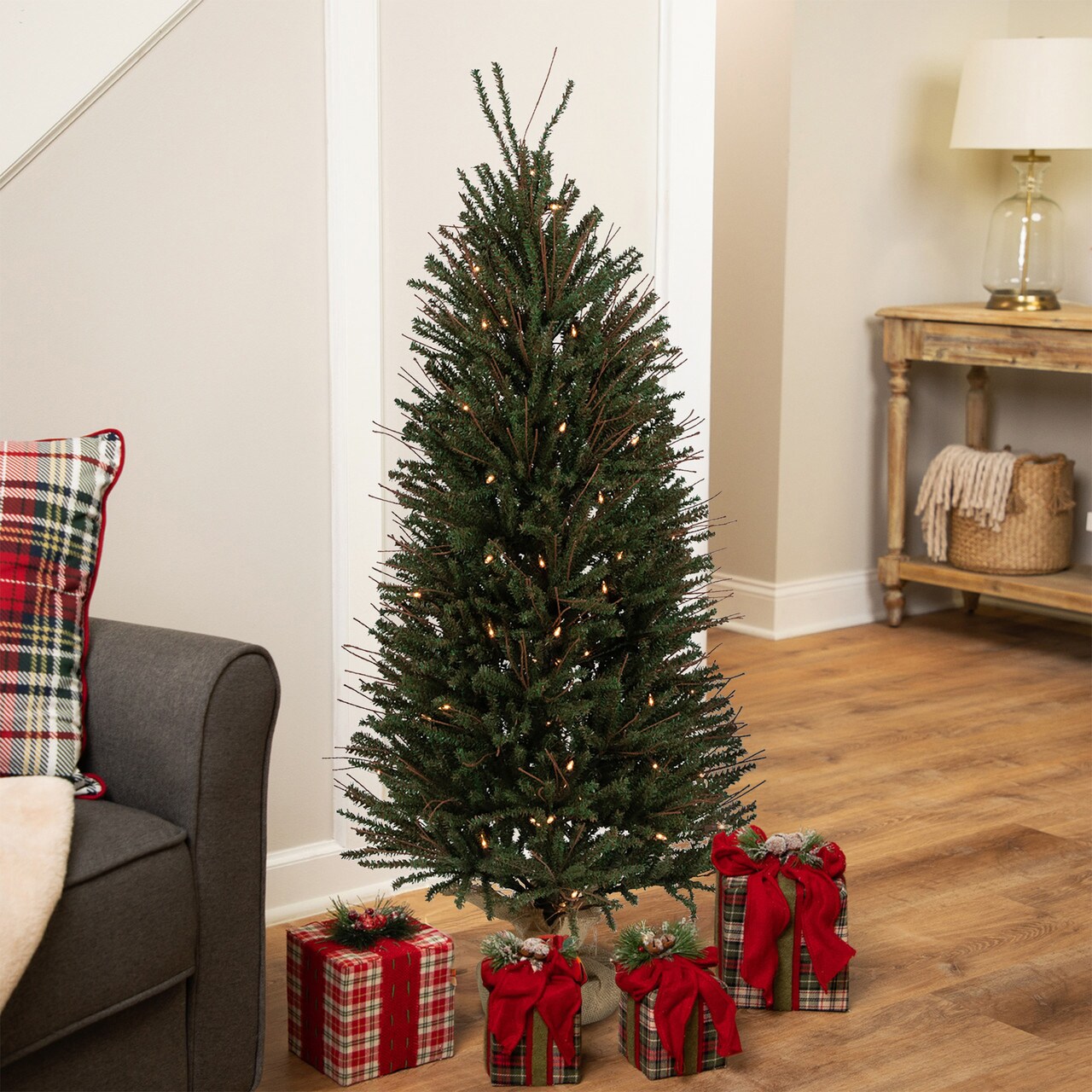 Northlight 4' Medium Warsaw Twig Artificial Christmas Tree in Burlap Base - Clear Lights